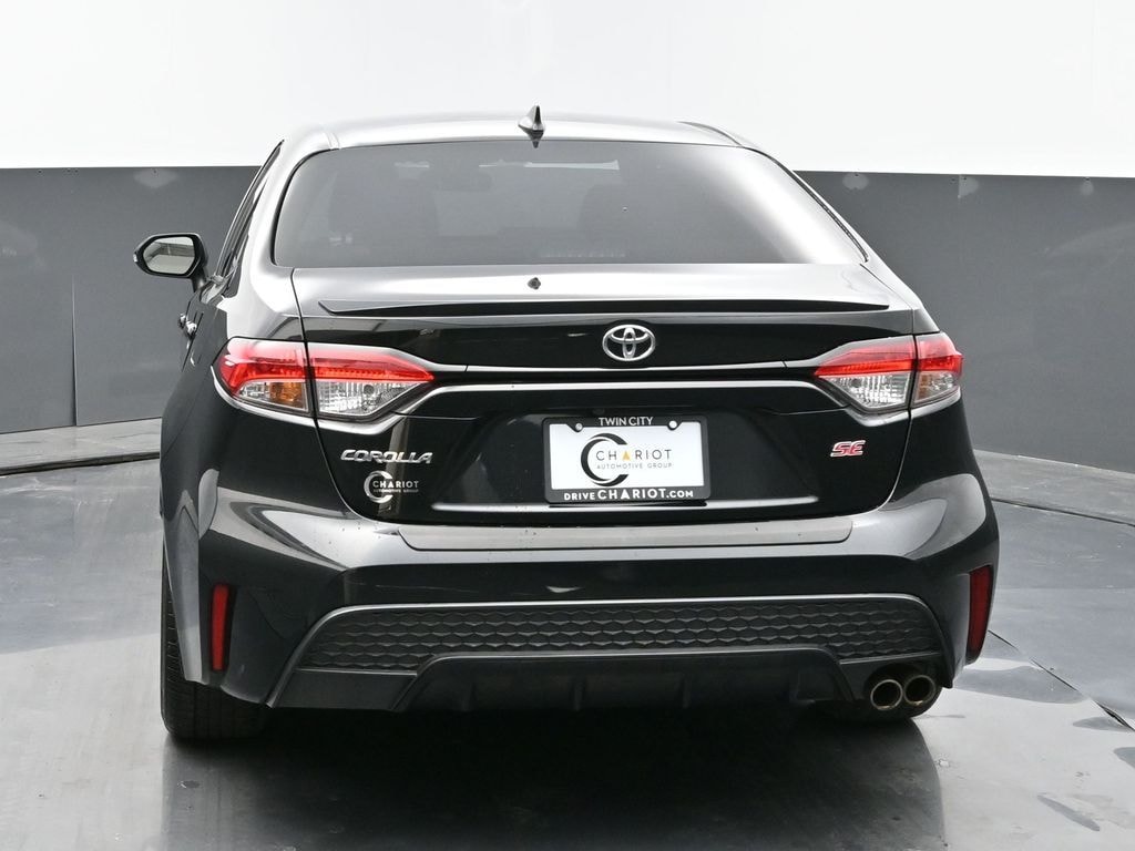 Used 2022 Toyota Corolla SE Sedan