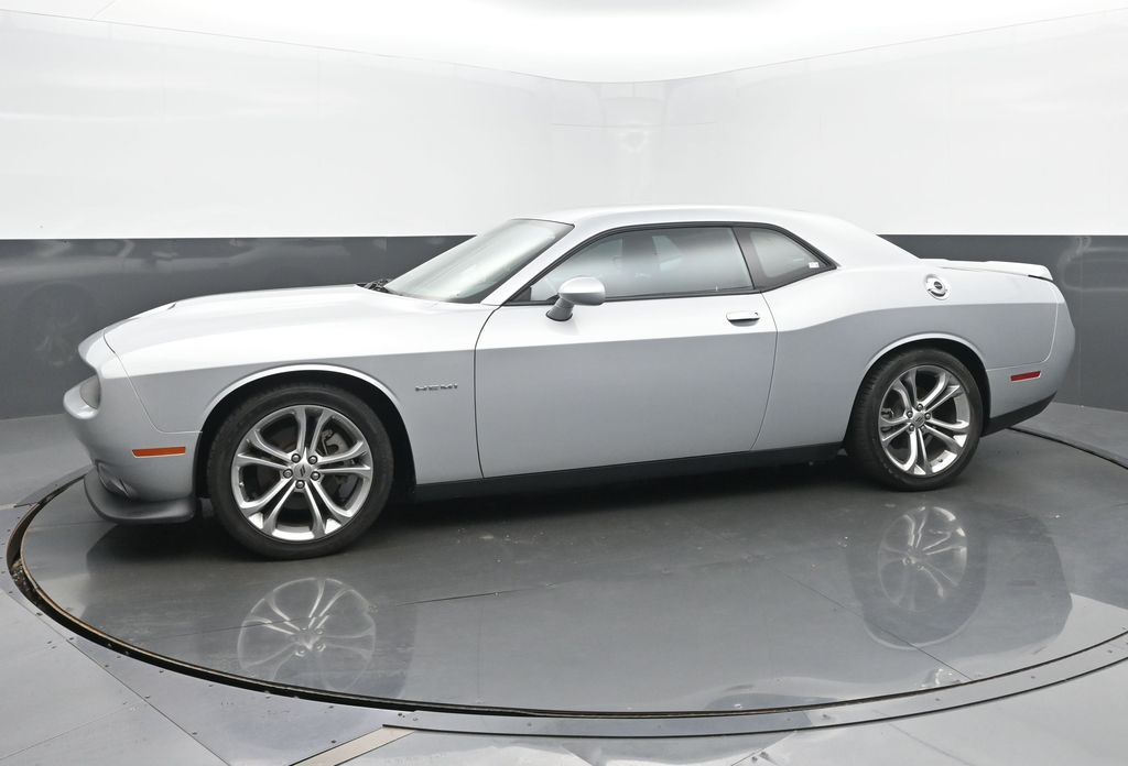 2022 Dodge Challenger R/T photo 2
