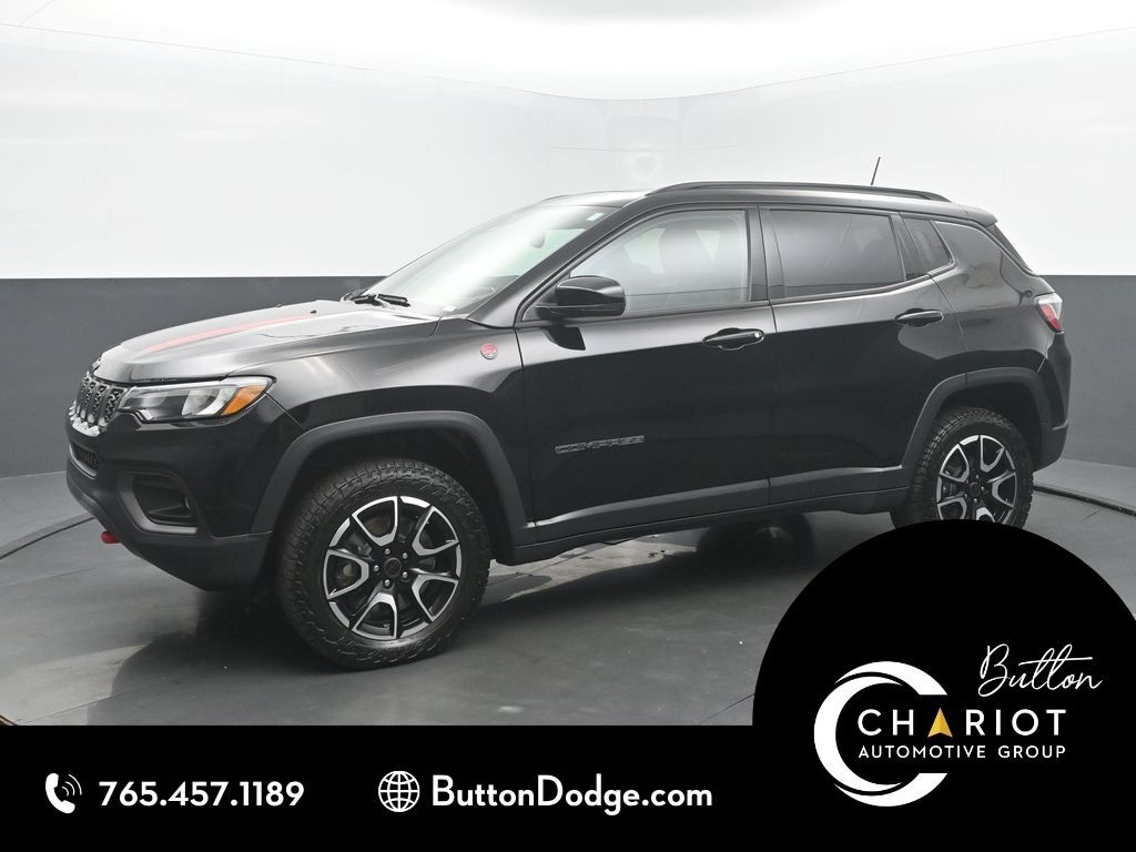 Used 2025 Jeep Compass Trailhawk SUV