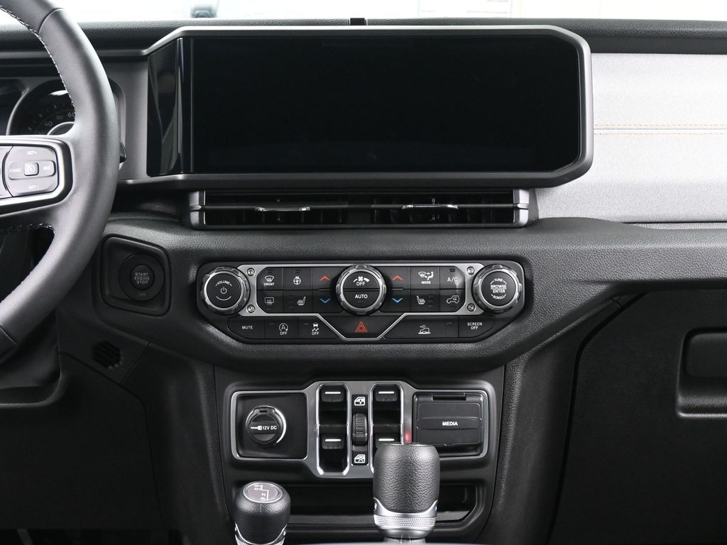 2025 Jeep Wrangler 4-Door Sport S - Photo 25