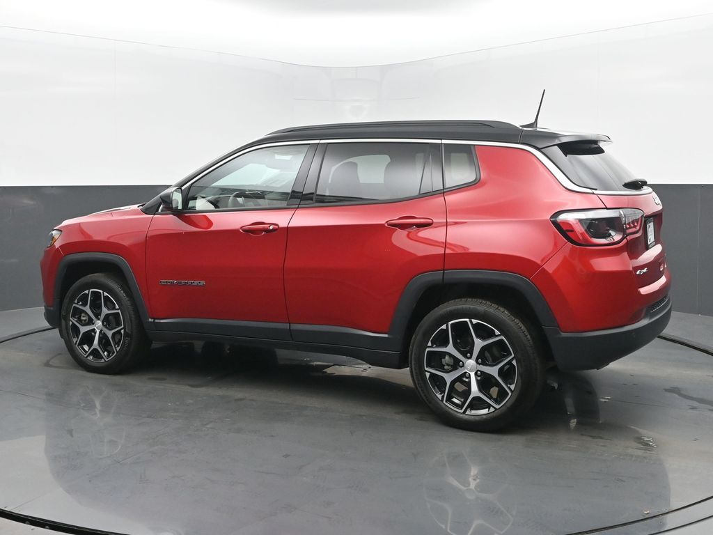 2024 Jeep Compass Limited photo 2