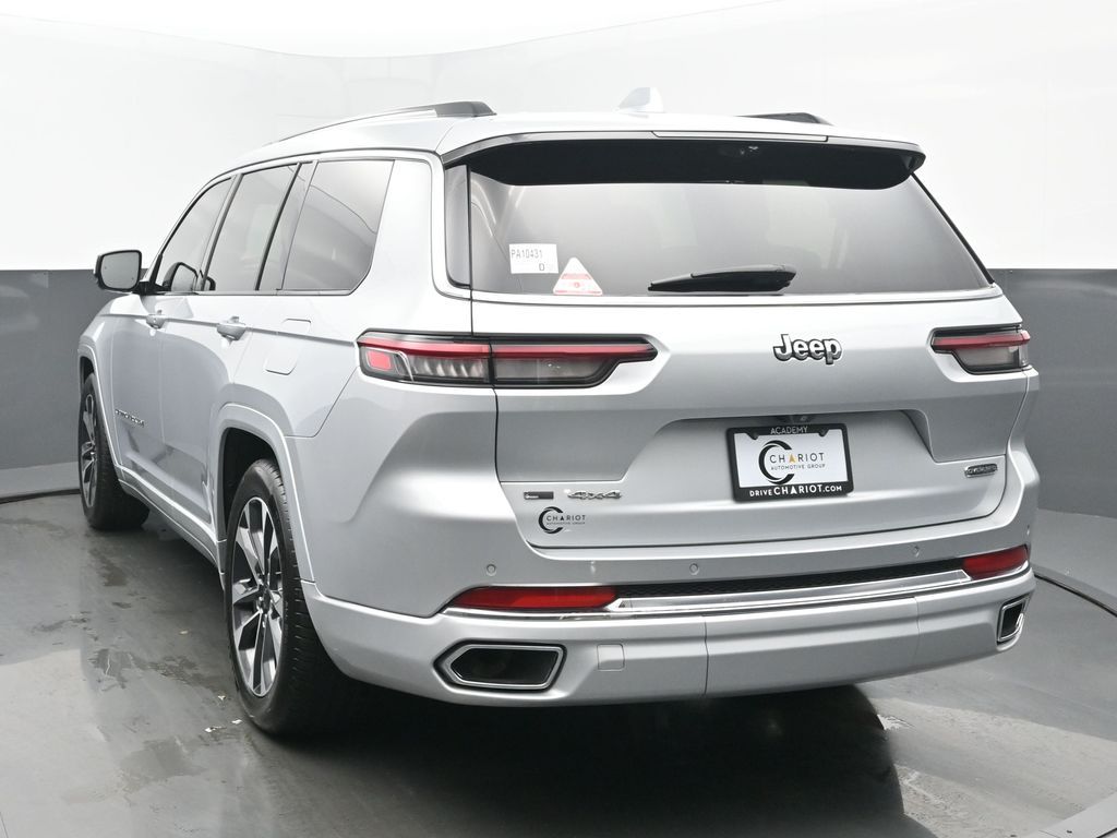 2022 Jeep Grand Cherokee Overland photo 4