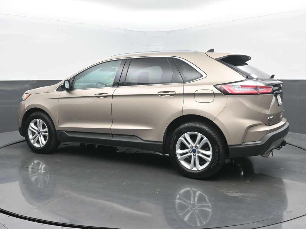 2020 Ford Edge SEL photo 3