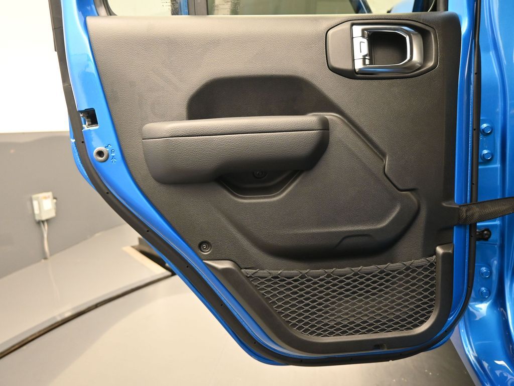 2025 Jeep Wrangler 4-Door Sport S - Photo 14