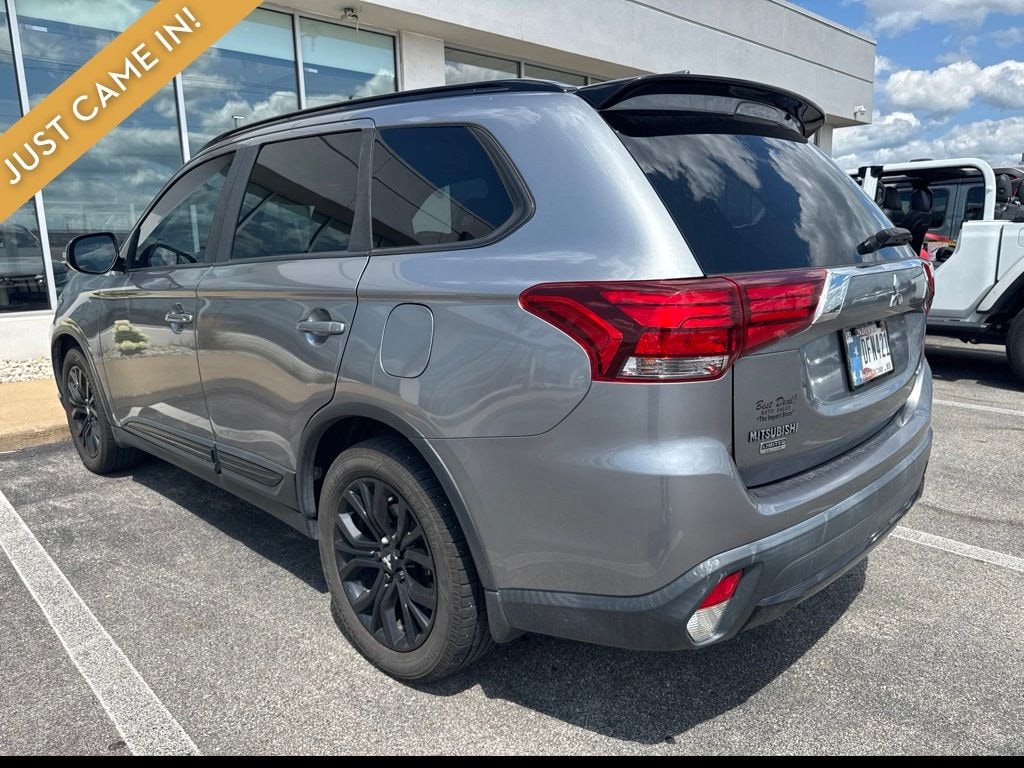Used 2018 Mitsubishi Outlander LE SUV