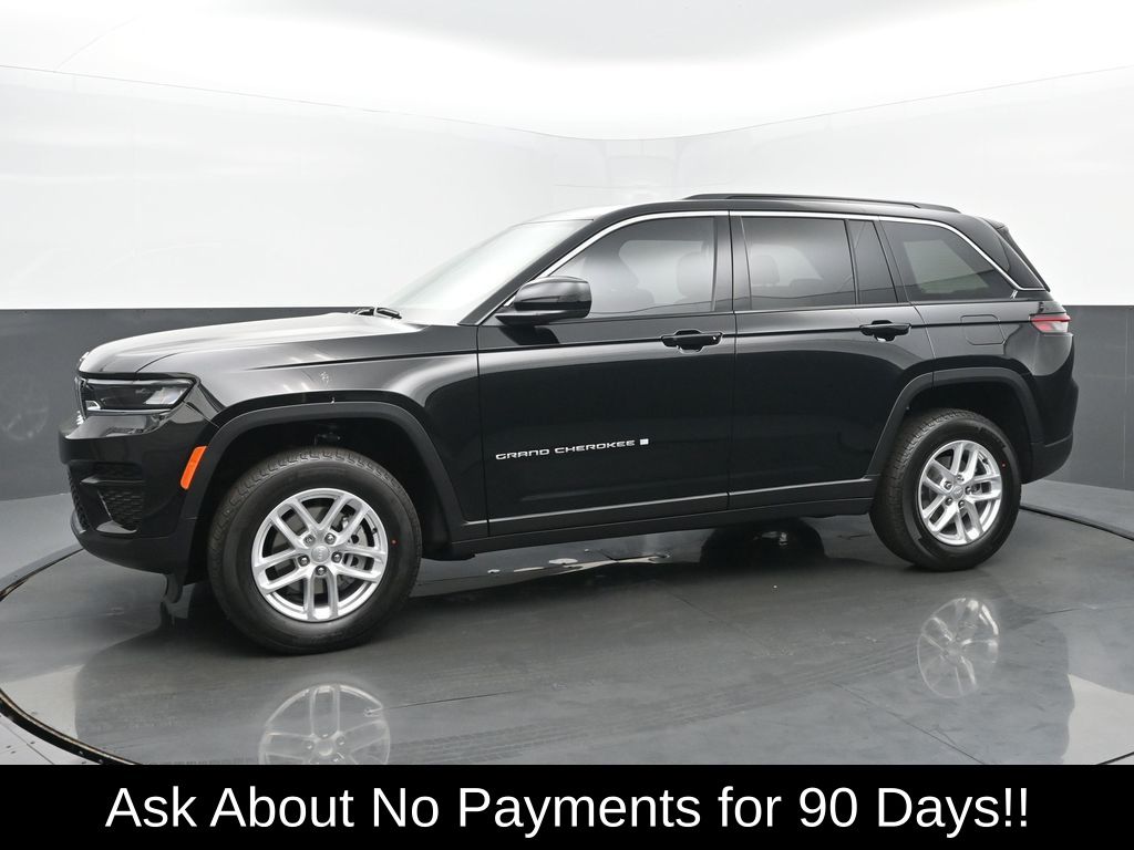 2025 Jeep Grand Cherokee Laredo X photo 2