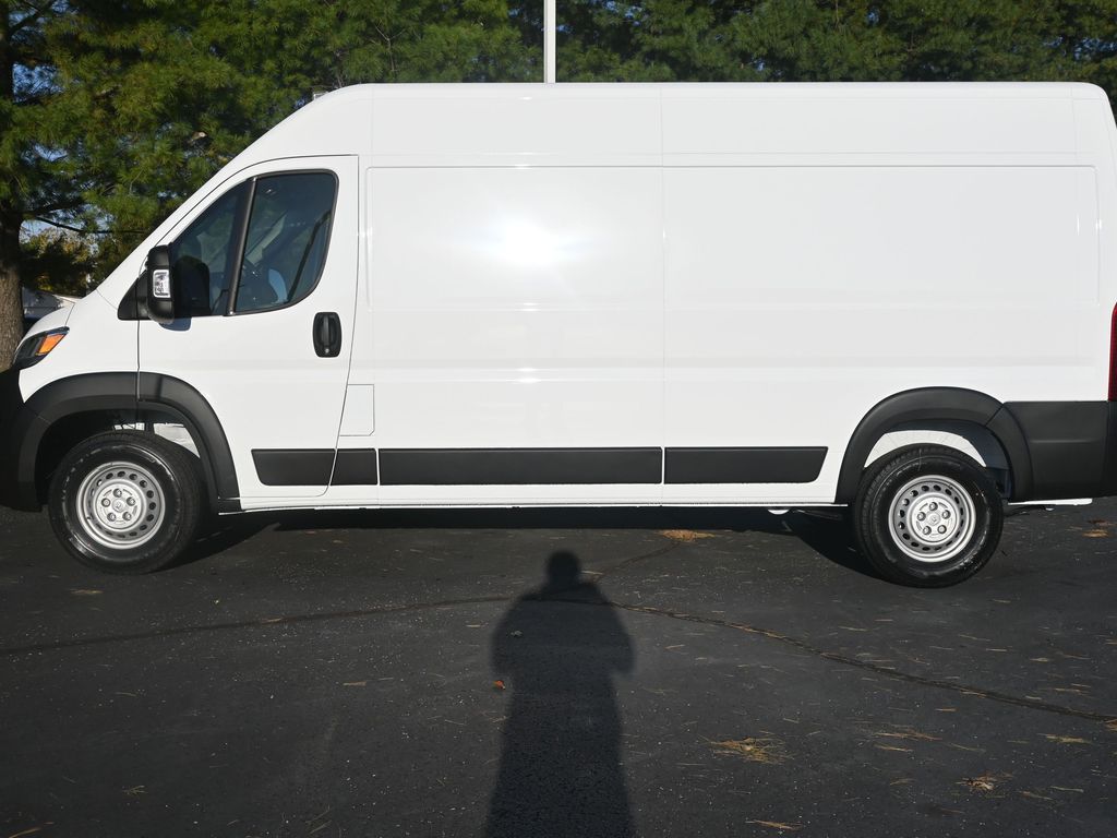 2025 Ram ProMaster 2500 photo 3