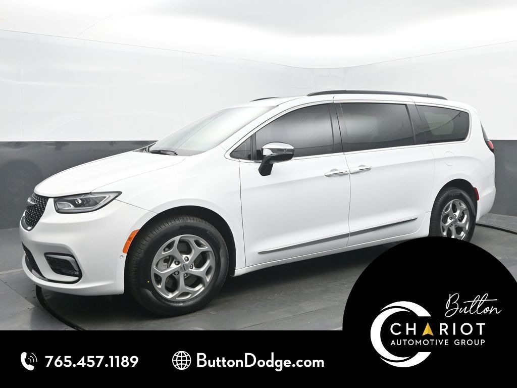 Used 2023 Chrysler Pacifica Limited Minivan/Van