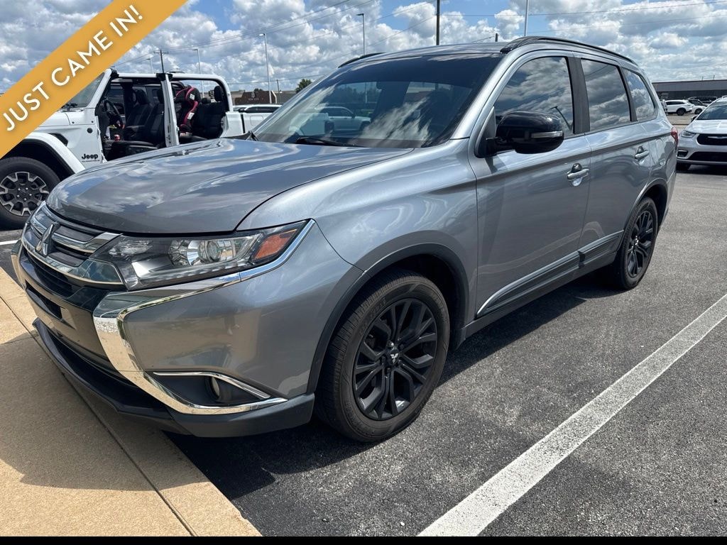 Used 2018 Mitsubishi Outlander LE SUV