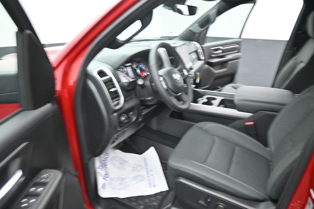 2026 RAM 1500 Big Horn/Lone Star - Photo 17
