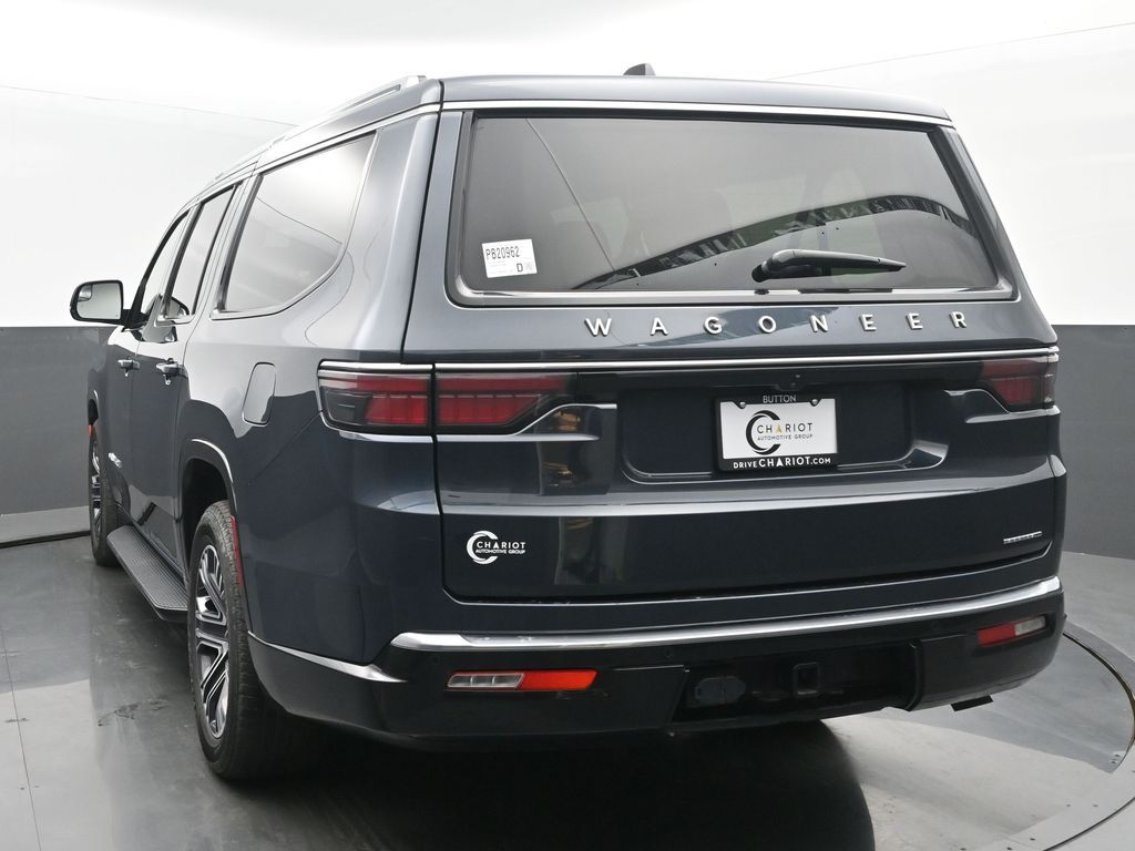 2024 Jeep Wagoneer L Series II photo 4