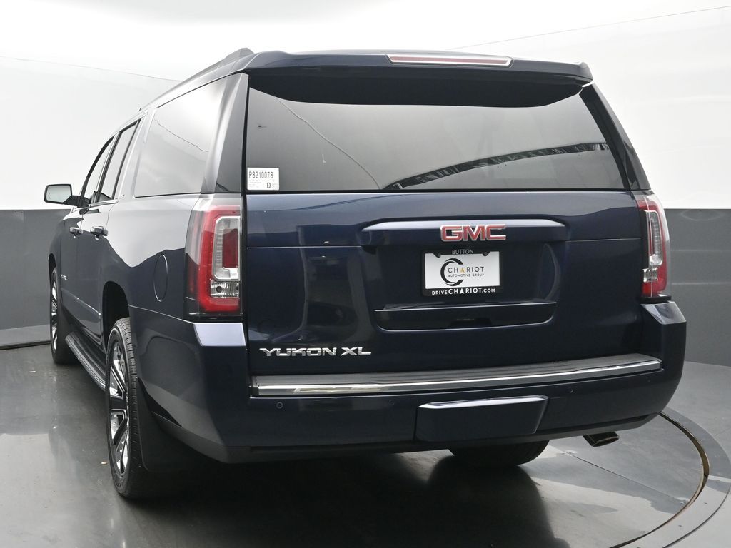 2019 Gmc Yukon XL SLT photo 2