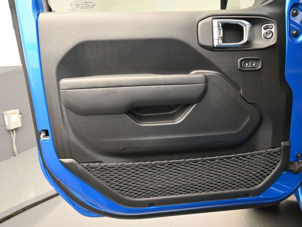 2025 Jeep Wrangler 4-Door Sport S - Photo 12