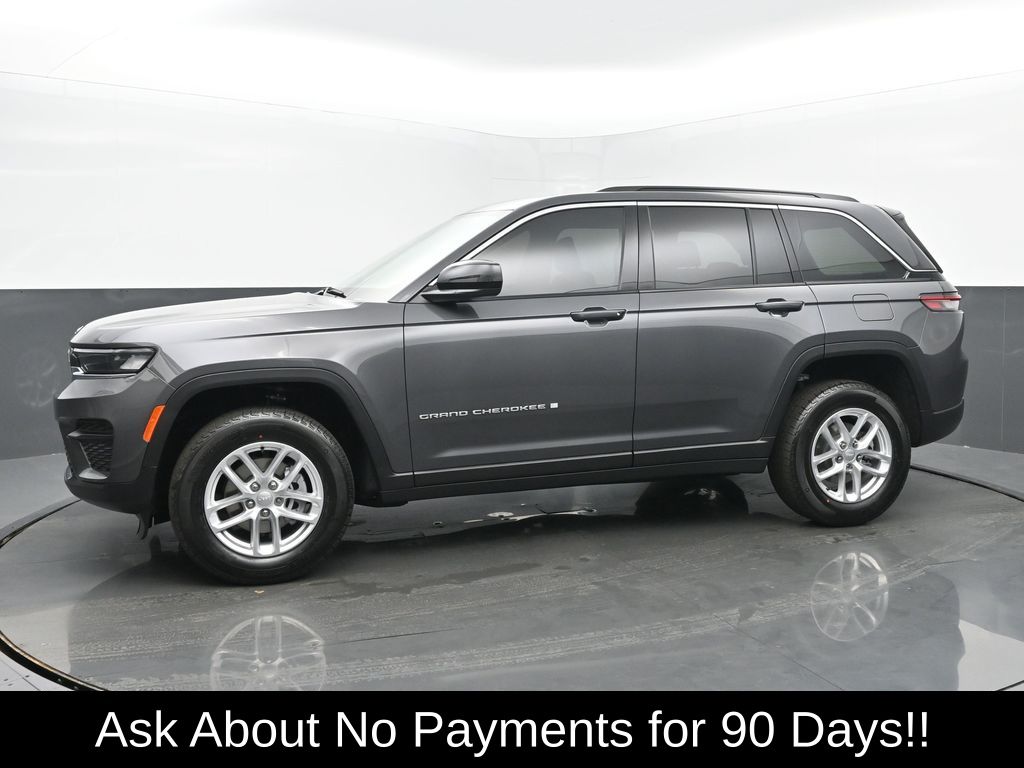 2025 Jeep Grand Cherokee Laredo X photo 2