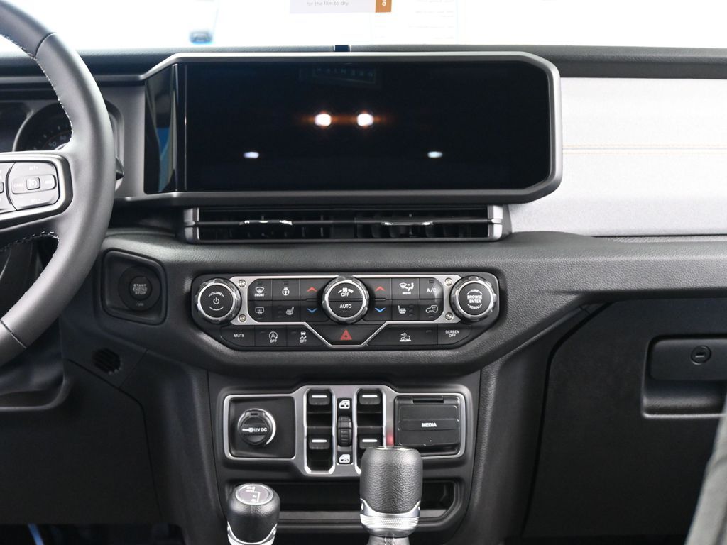 2025 Jeep Wrangler 4-Door Sport S - Photo 25