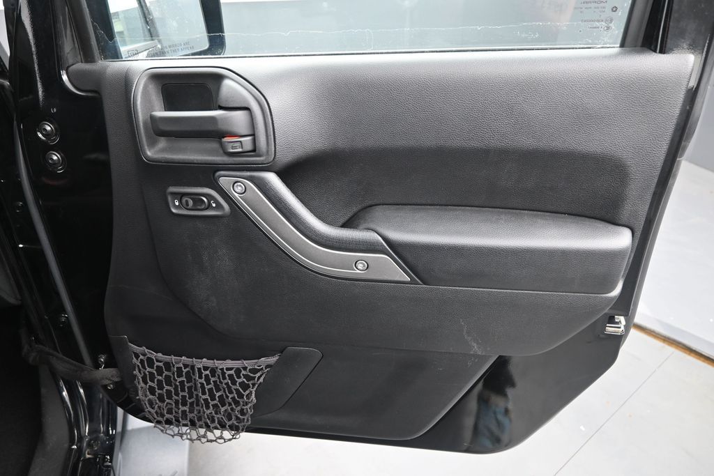 2015 Jeep Wrangler Sport - Photo 18
