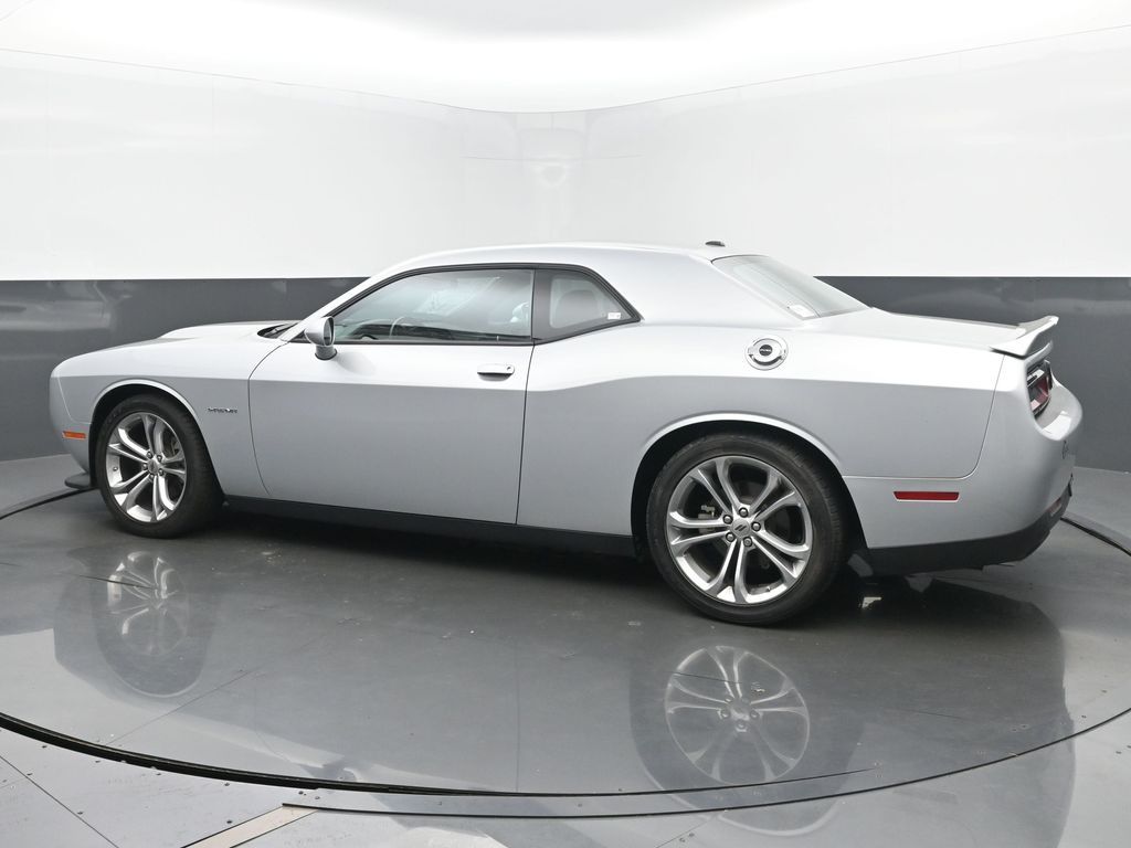 2022 Dodge Challenger R/T photo 3