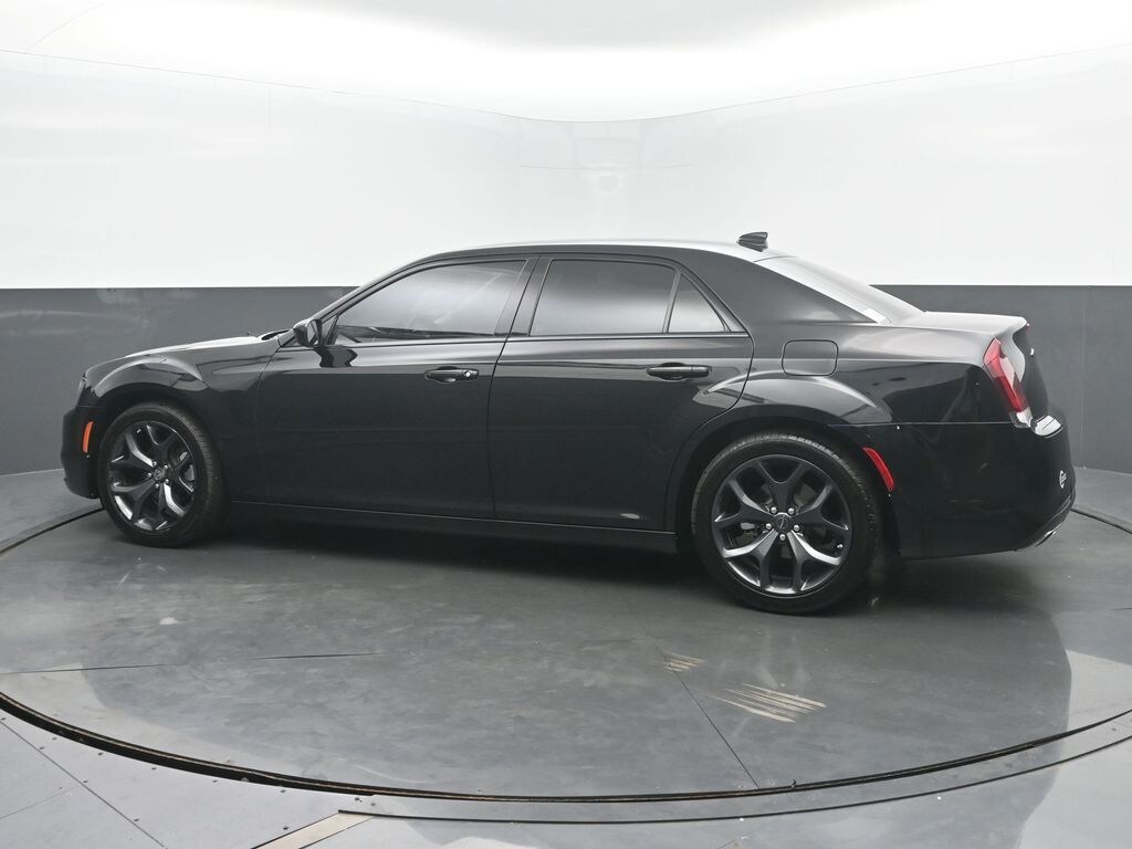 Used 2022 Chrysler 300 Touring Sedan