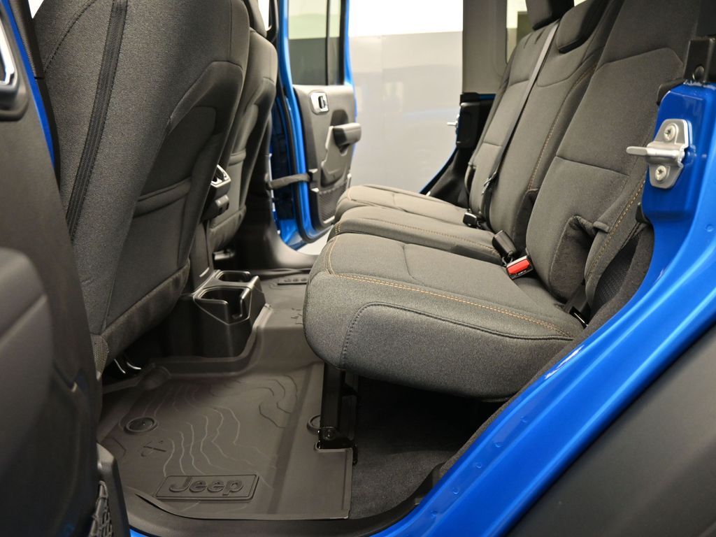 2025 Jeep Wrangler 4-Door Sport S - Photo 13