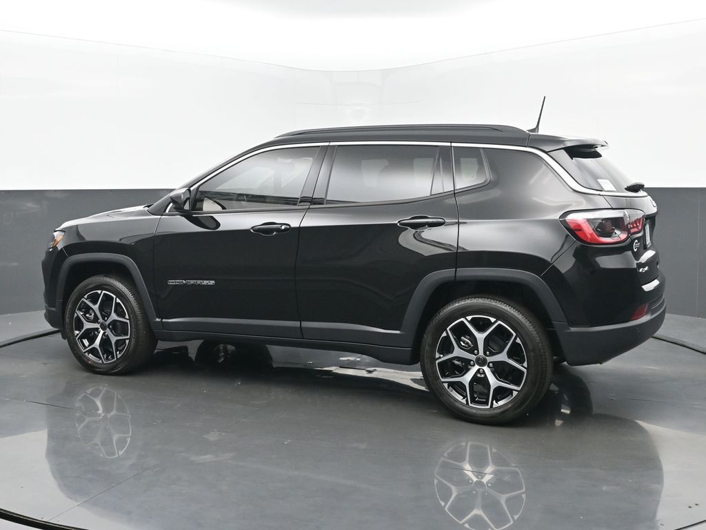 2025 Jeep Compass Limited photo 3