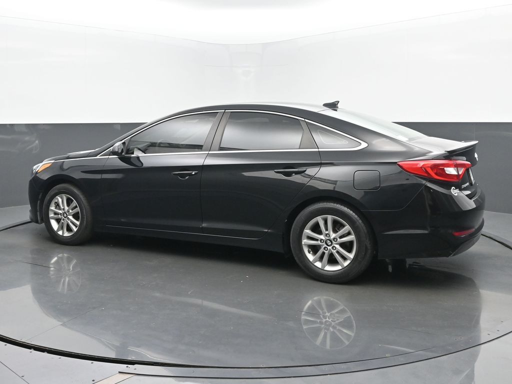 2017 Hyundai Sonata SE Eco photo 3