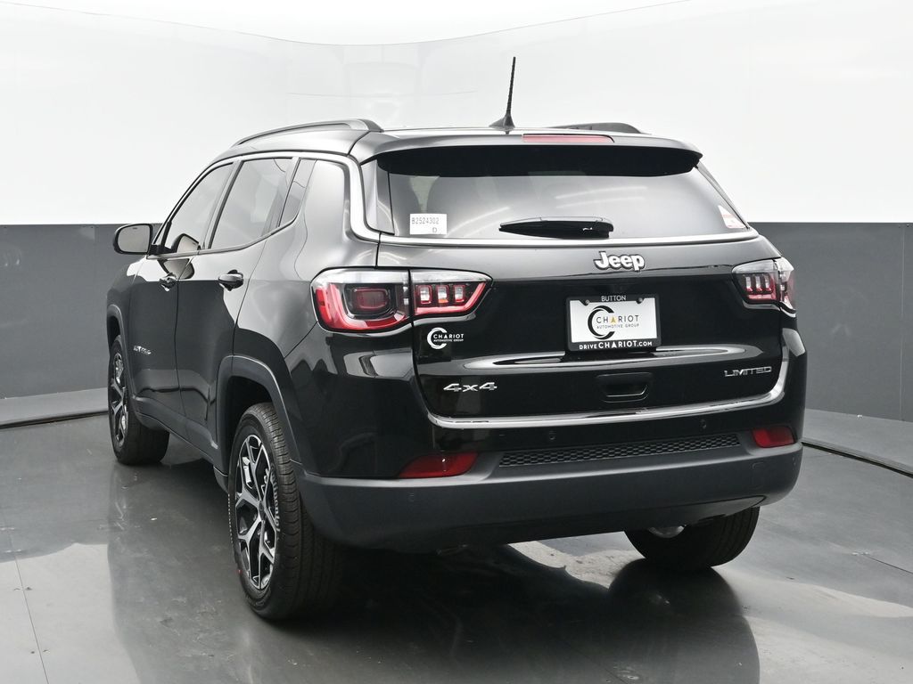 2025 Jeep Compass Limited photo 4
