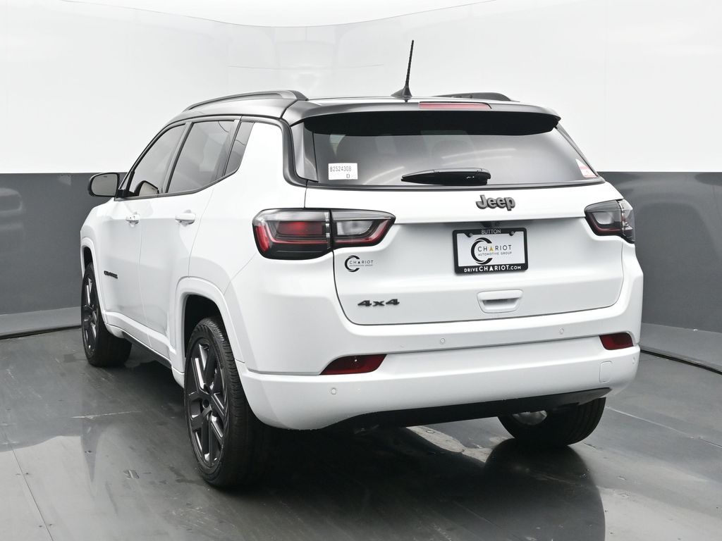 2025 Jeep Compass Limited photo 4