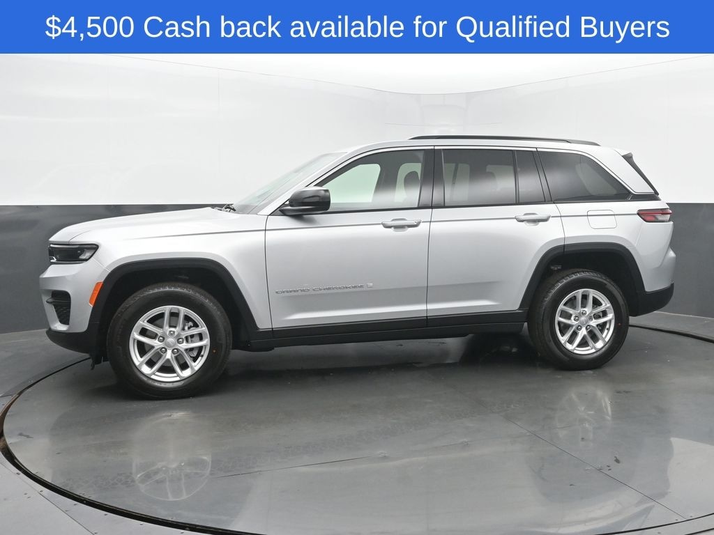 New 2026 Jeep Grand Cherokee Laredo X Sport Utility