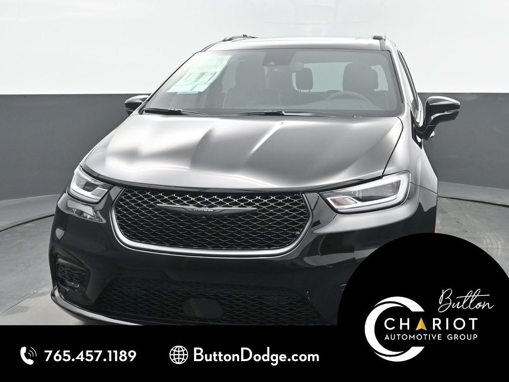 New 2026 Chrysler Pacifica Limited Passenger Van