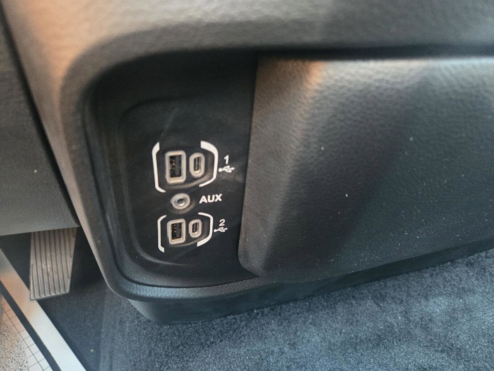 2026 RAM 1500 Express - Photo 21