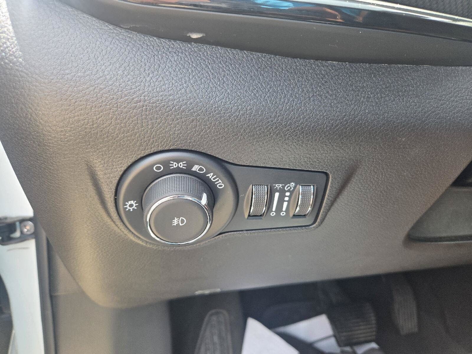 2025 Jeep Compass Trailhawk - Photo 13