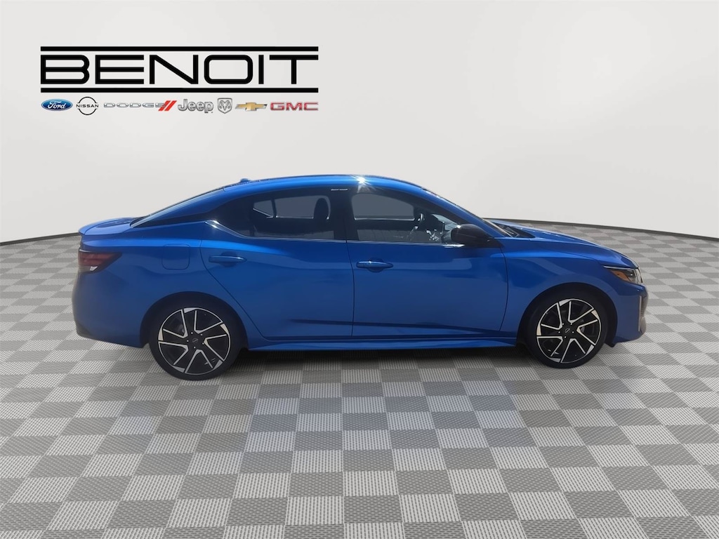 Used 2025 Nissan Sentra SR SR CVT