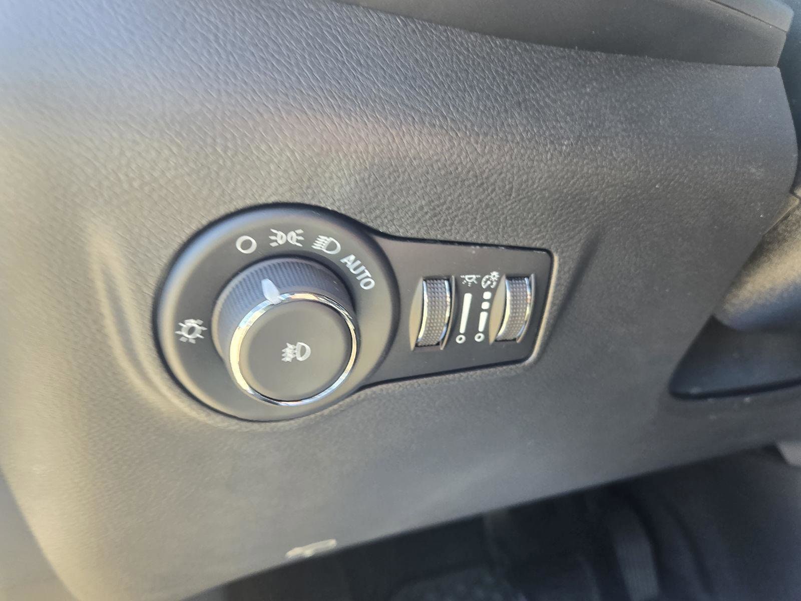 2026 Jeep Compass Trailhawk - Photo 14