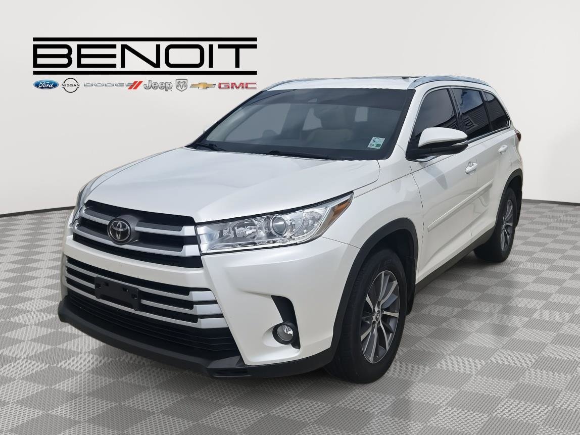 2019 Toyota Highlander XLE 4x2 V6's photo