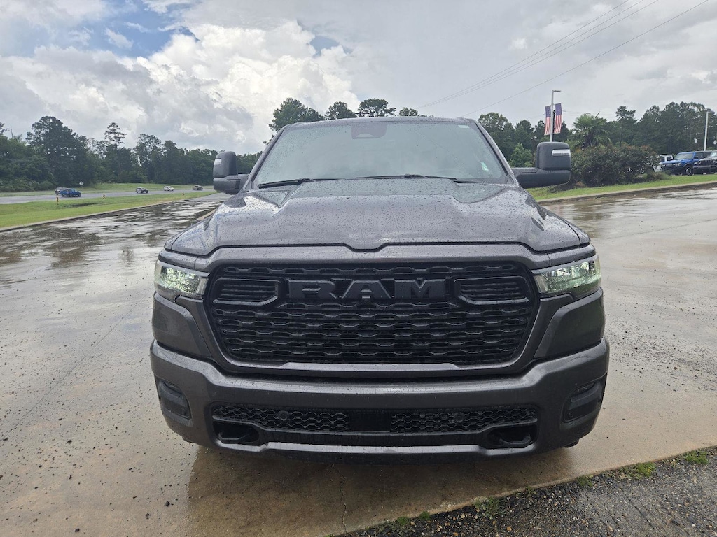 New 2025 Ram 1500 TRADESMAN CREW CAB 4X4 5'7 BOX Pickup