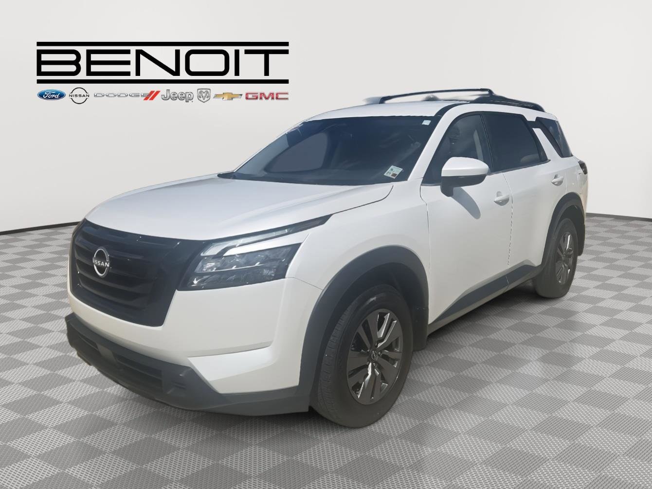 2025 Nissan Pathfinder SV 2WD 