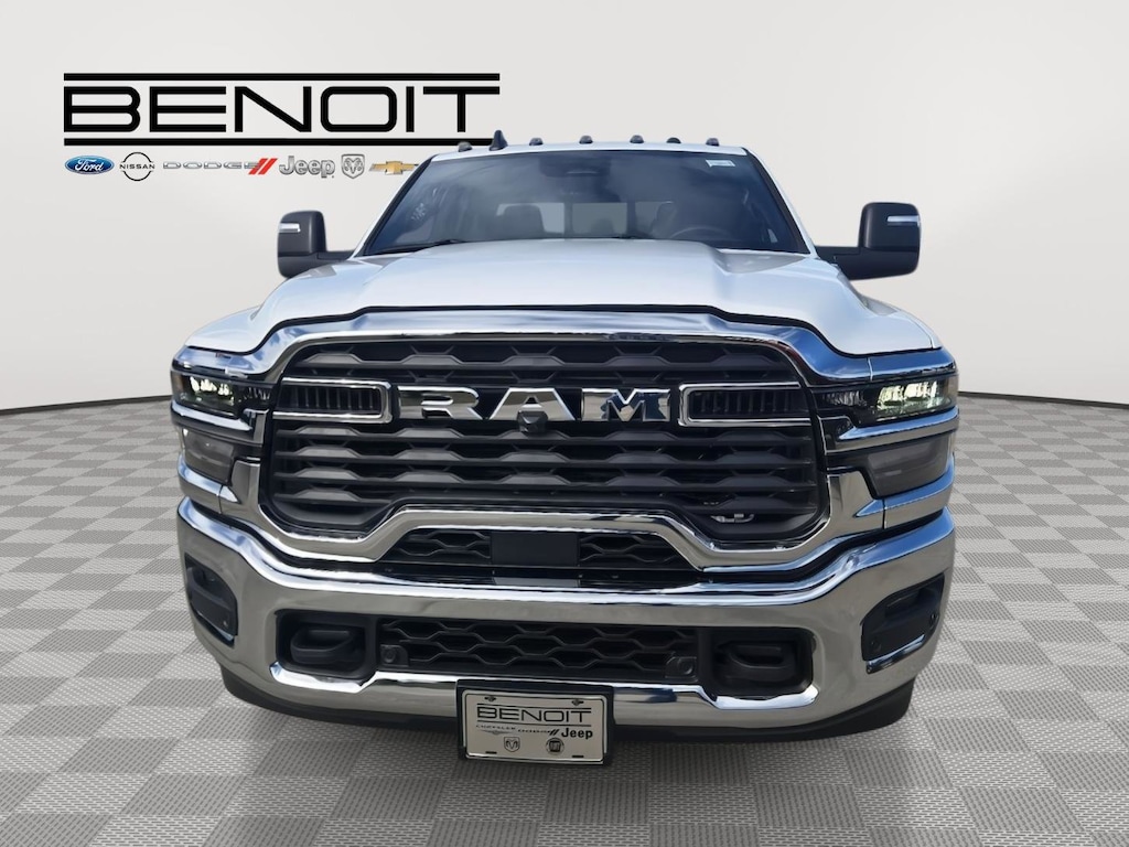 New 2026 Ram 3500 TRADESMAN CREW CAB 4X4 8' BOX Pickup