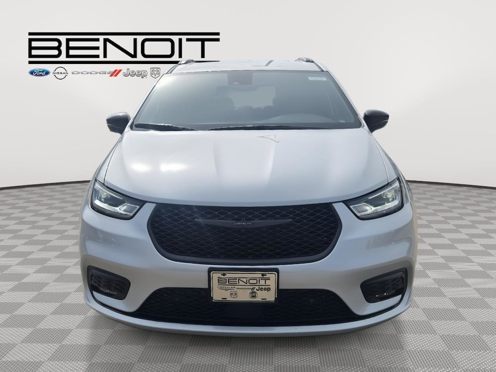 New 2026 Chrysler Pacifica SELECT Passenger Van