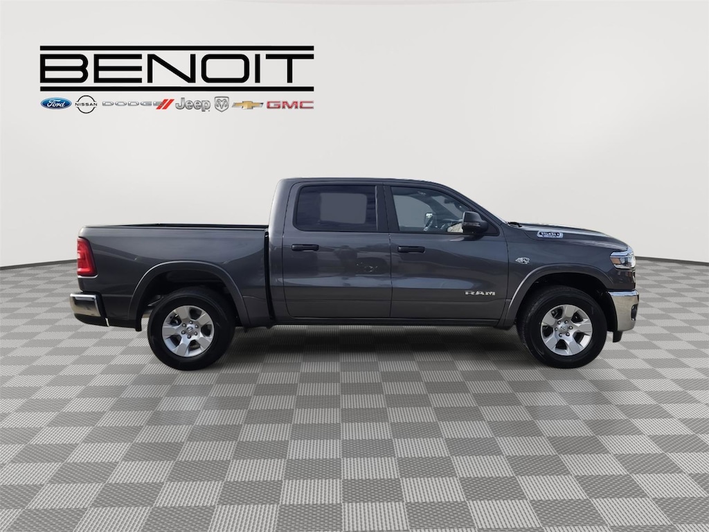 New 2026 Ram 1500 BIG HORN CREW CAB 4X4 5'7 BOX Pickup