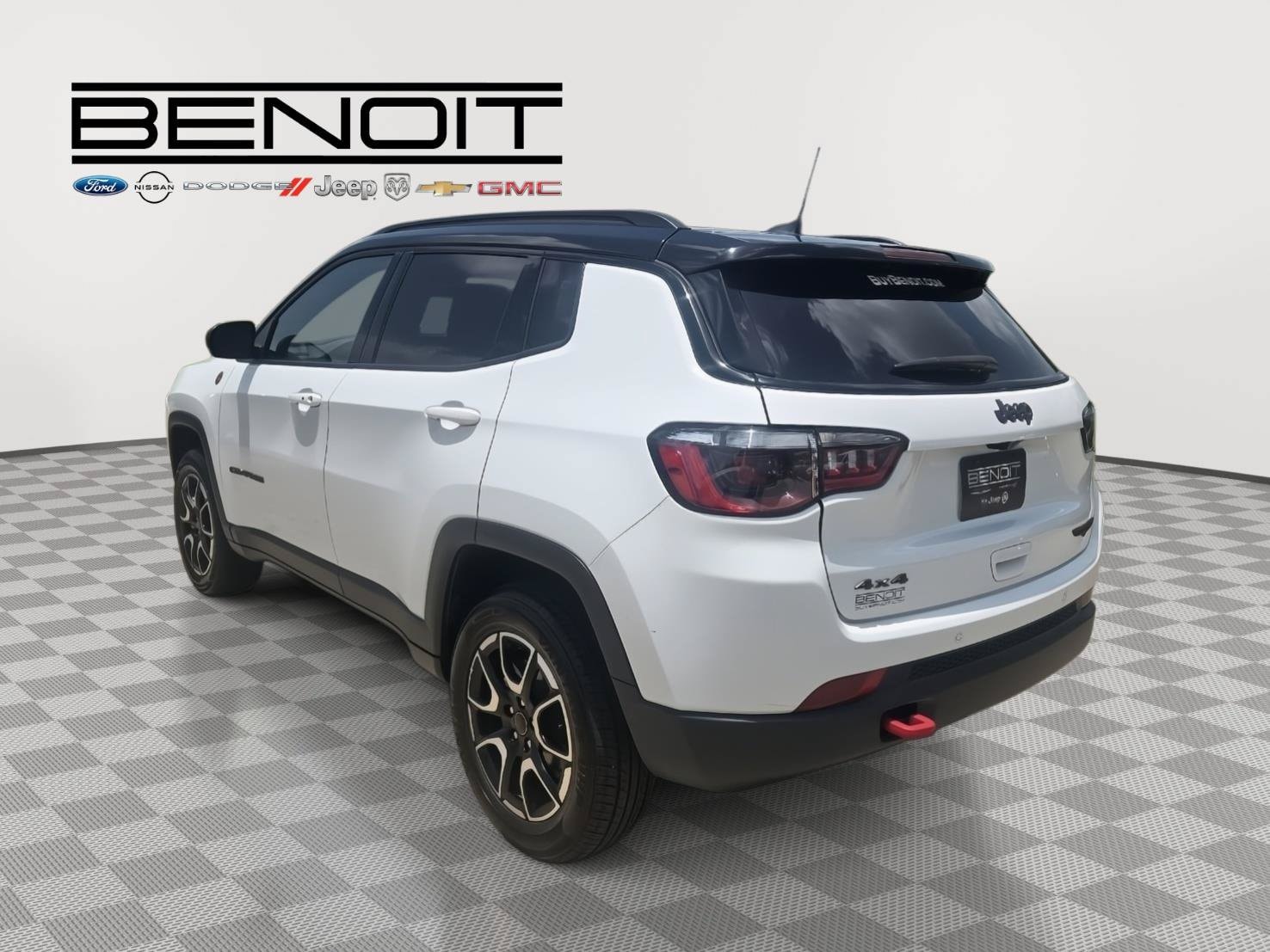 2025 Jeep Compass Trailhawk - Photo 7