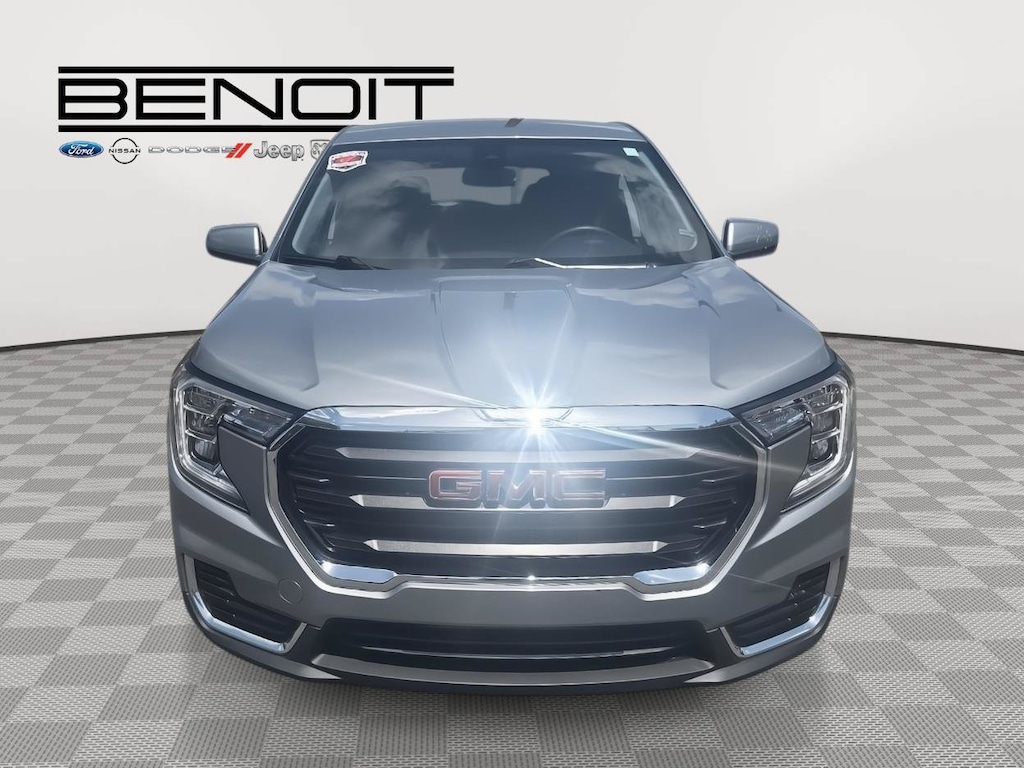 Used 2024 GMC Terrain SLE FWD SLE