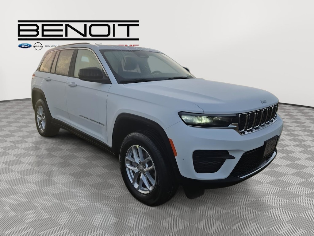 New 2025 Jeep Grand Cherokee LAREDO X 4X2 Sport Utility