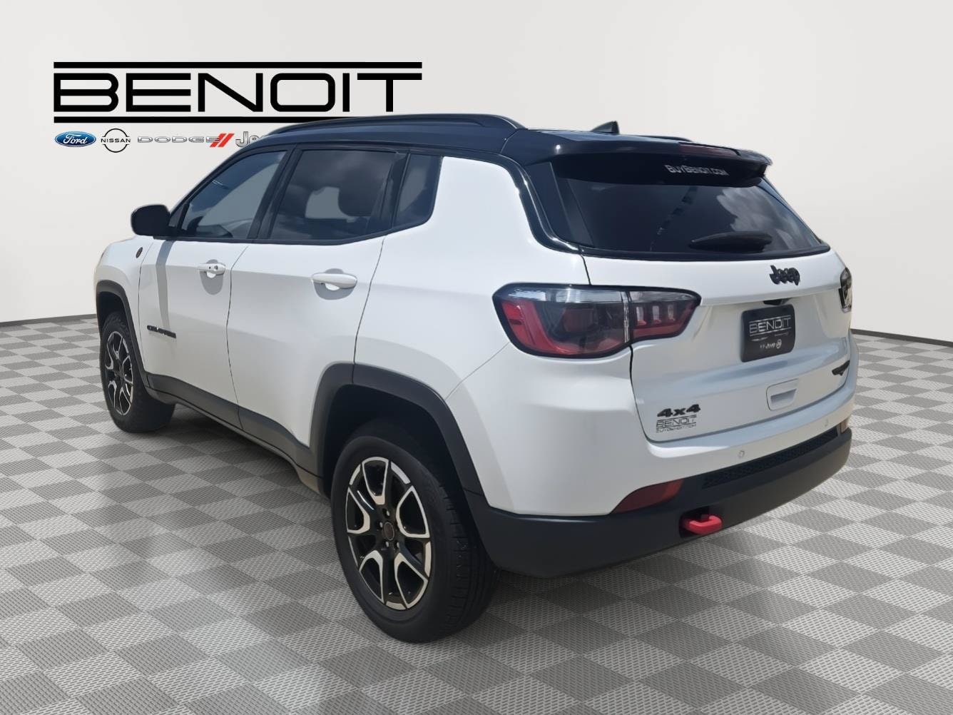 2025 Jeep Compass Trailhawk - Photo 7