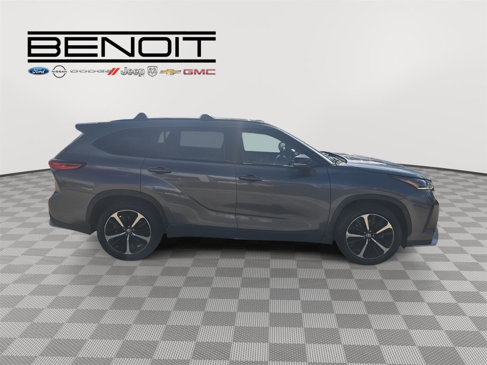 2022 Toyota Highlander XSE photo 4