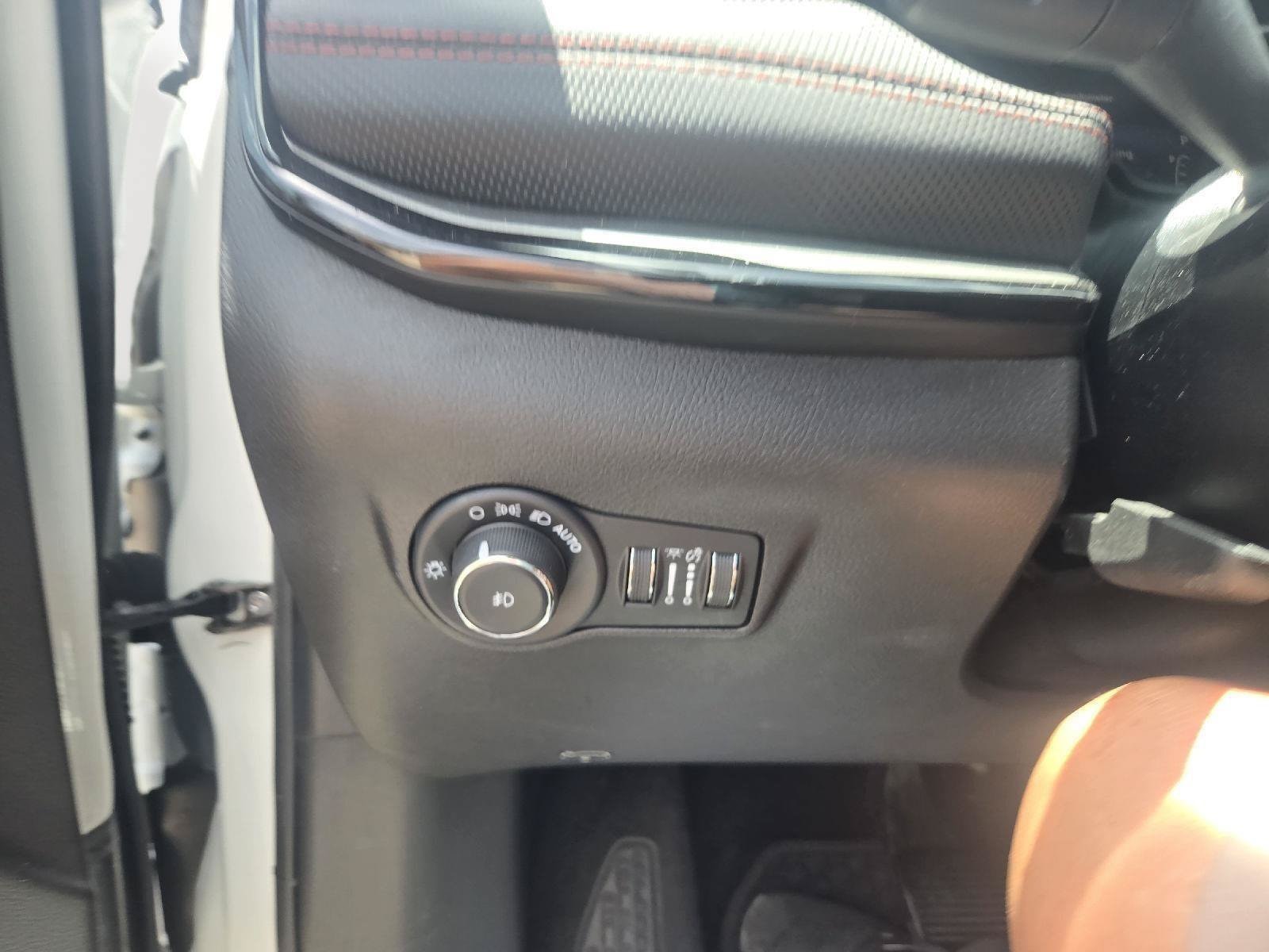 2025 Jeep Compass Trailhawk - Photo 13
