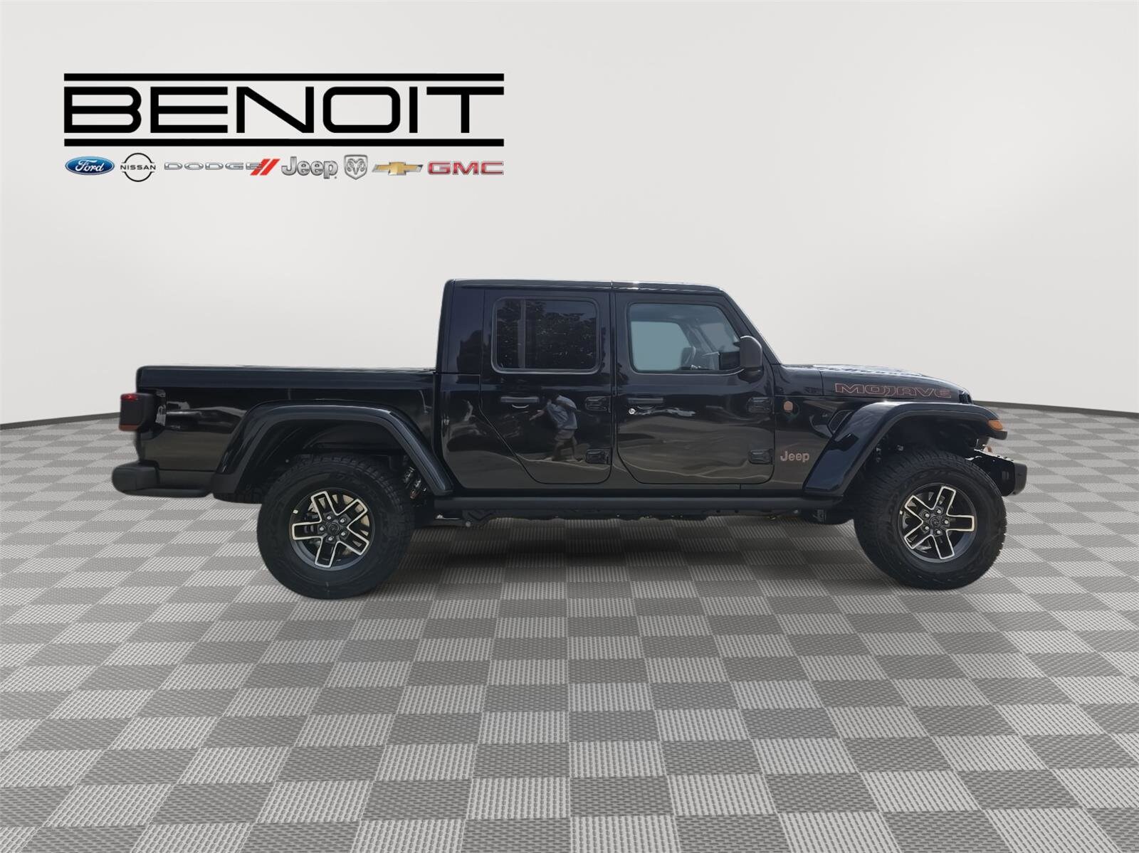 2025 Jeep Gladiator Mojave photo 3