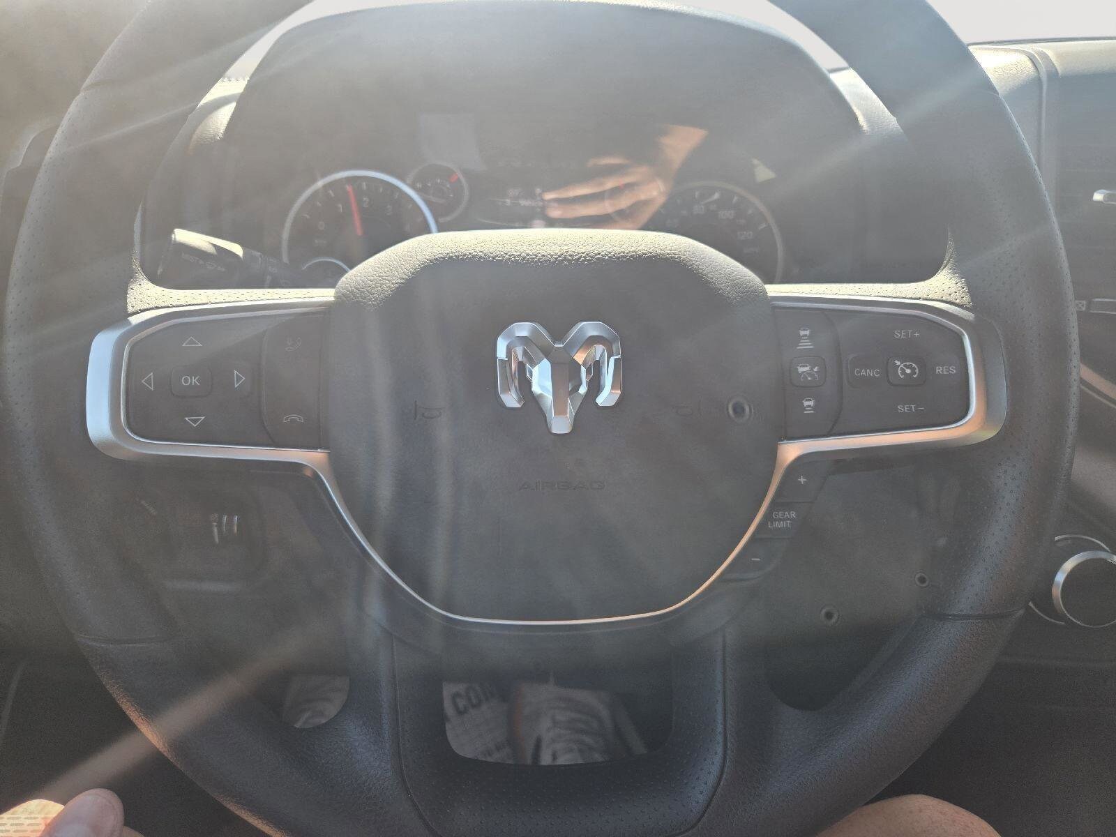 2026 RAM 1500 Express - Photo 15