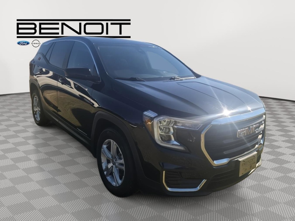 Used 2024 GMC Terrain SLE FWD  SLE