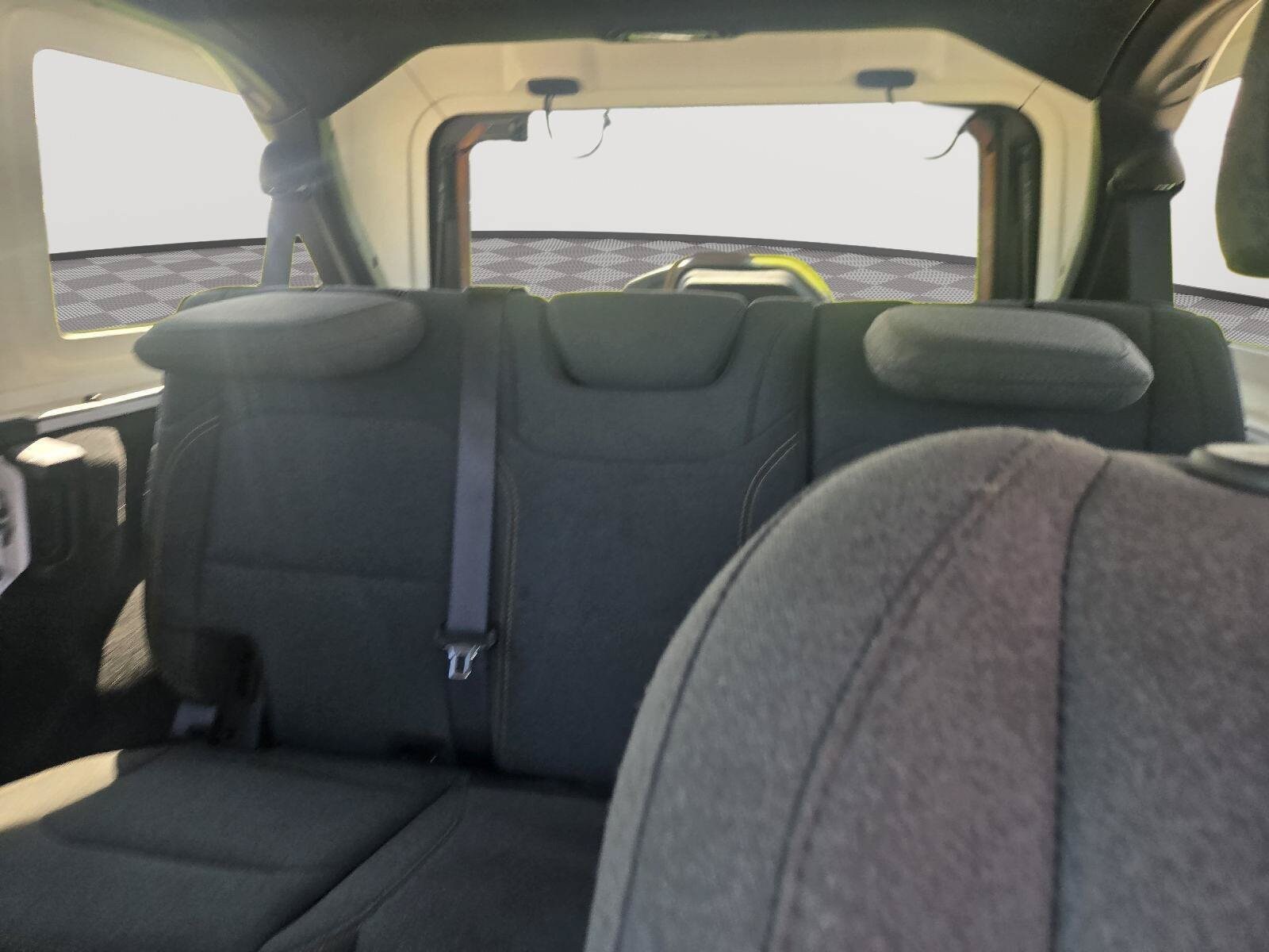 2025 Jeep Wrangler 4-Door Sahara - Photo 11