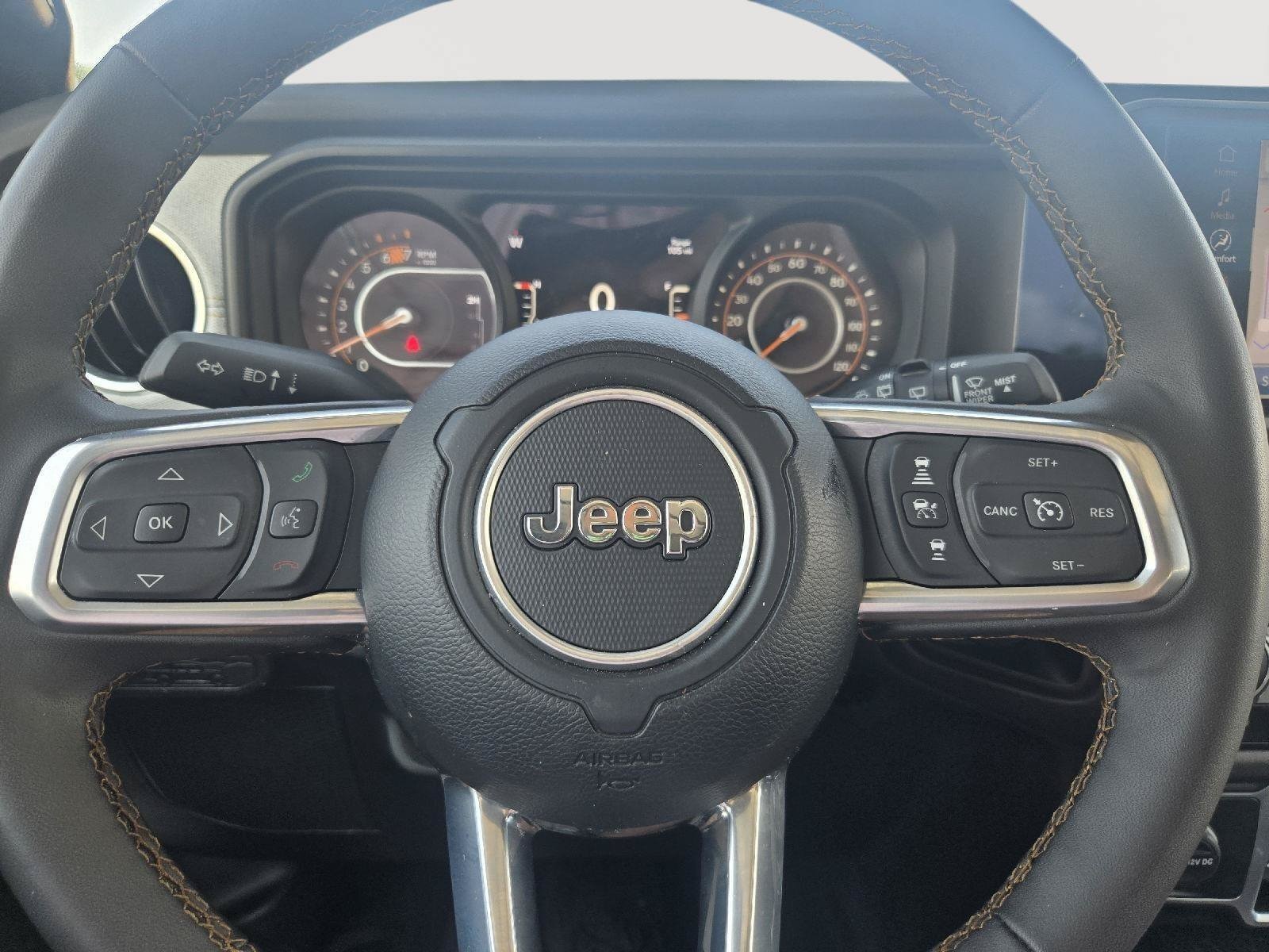 2025 Jeep Wrangler 4-Door Sahara - Photo 14